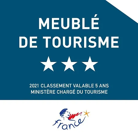 A 50m Reves De Les Bains De *