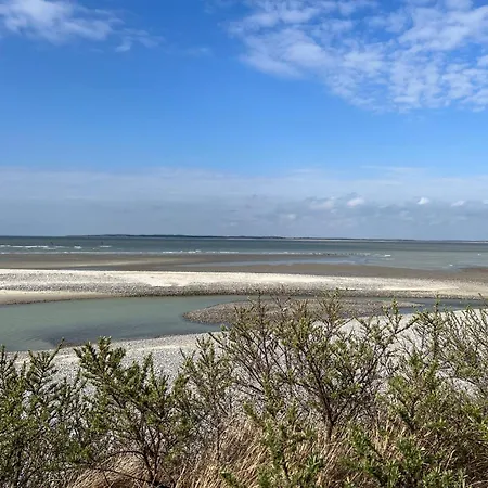 A 50m Reves De Les Bains De Апартаменты *